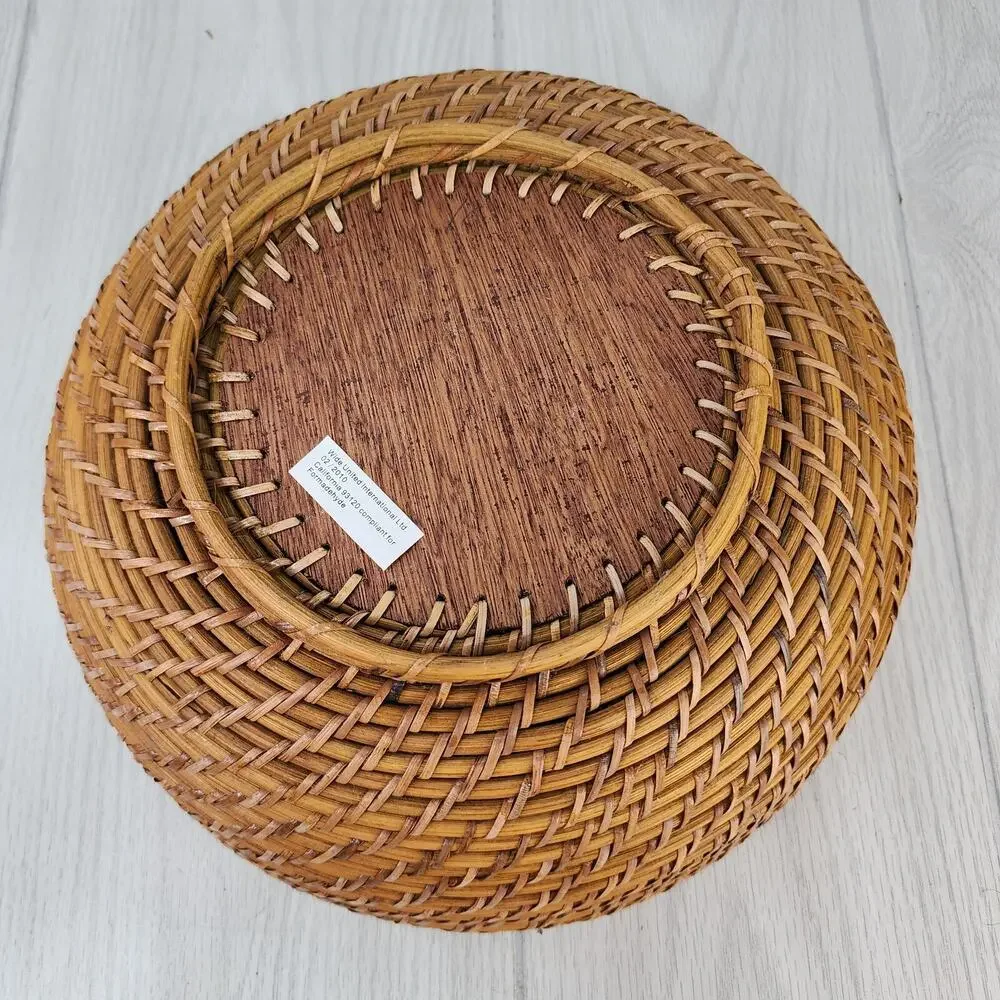 Boho Wicker Woven Fruit Basket United Wood Base Wide Oval Serving Storage 13x5